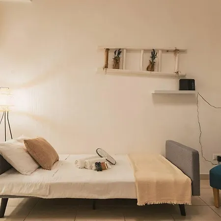 بيت للعطل Milestones Charming & Relax أوستوني